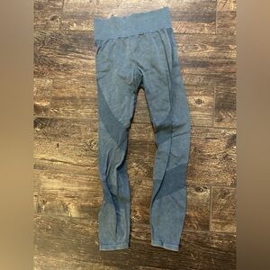 PINK Victoria’s Secret Blue Leggings